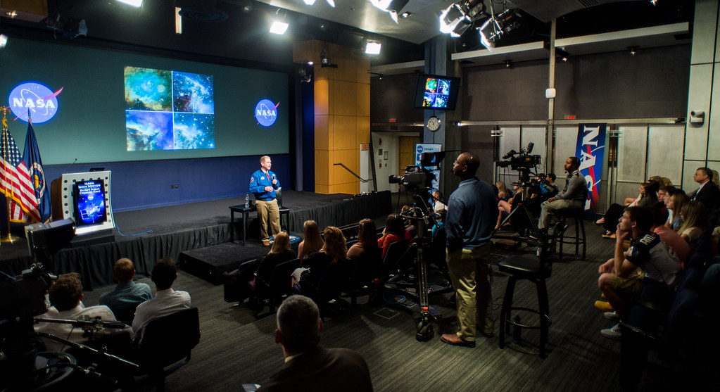 NASA Hubble Space Telescope (HST) Research Project Capstone Event (201405050011HQ)