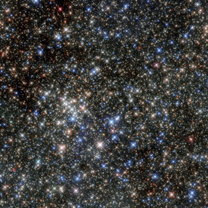 Hubble Uncovering the Secrets of the Quintuplet Cluster