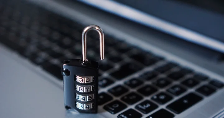 Free password lock laptop image